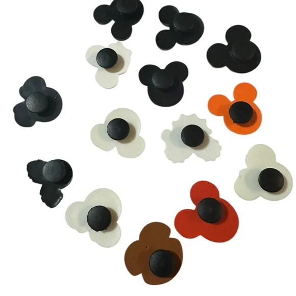 Lot of 15 Croc or Clogs Charms NIB - Picture 5 of 6